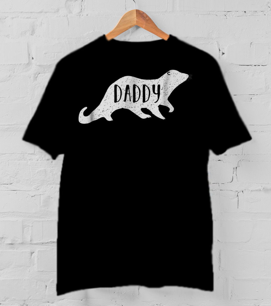 Vintage Daddy Otter Mom Tees26 T-Shirt
