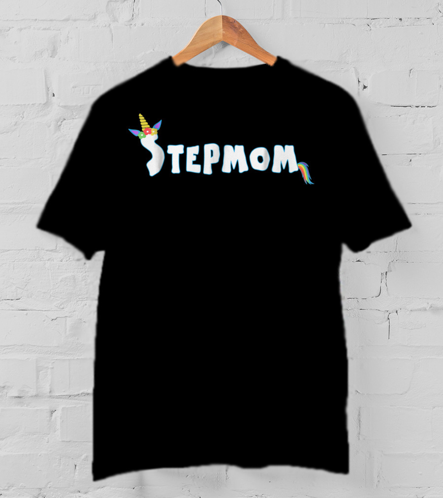 Unicorn Stepmom Birthday Girl Funny Rainbow Horn T-Shirt