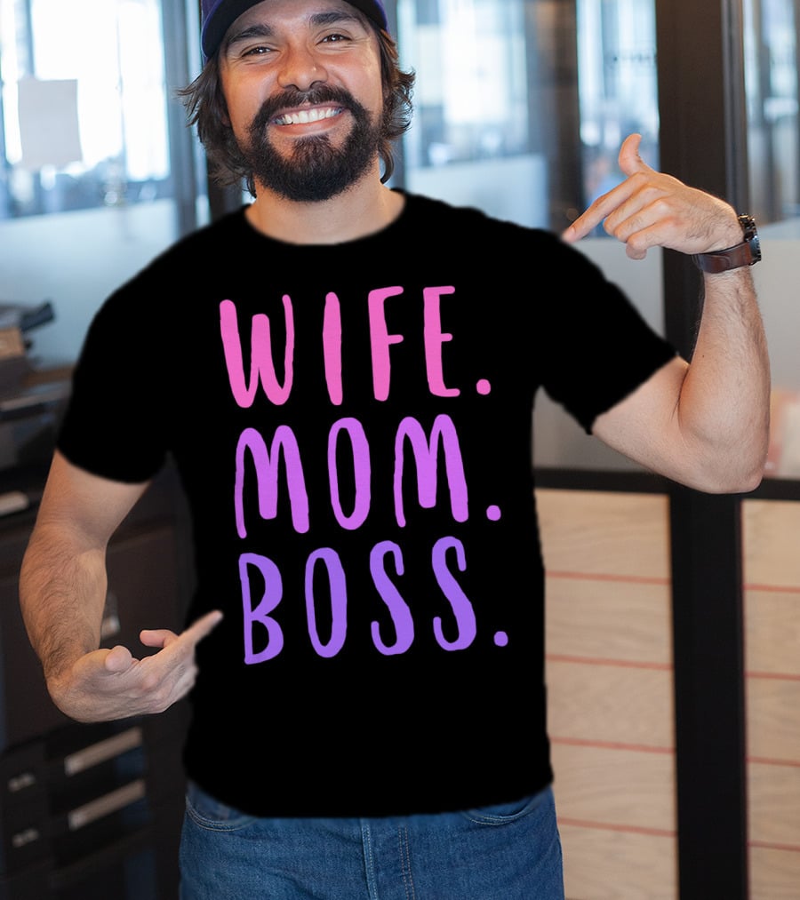 WIFE MOM BOSS Fashion Foe 95 T-Shirt