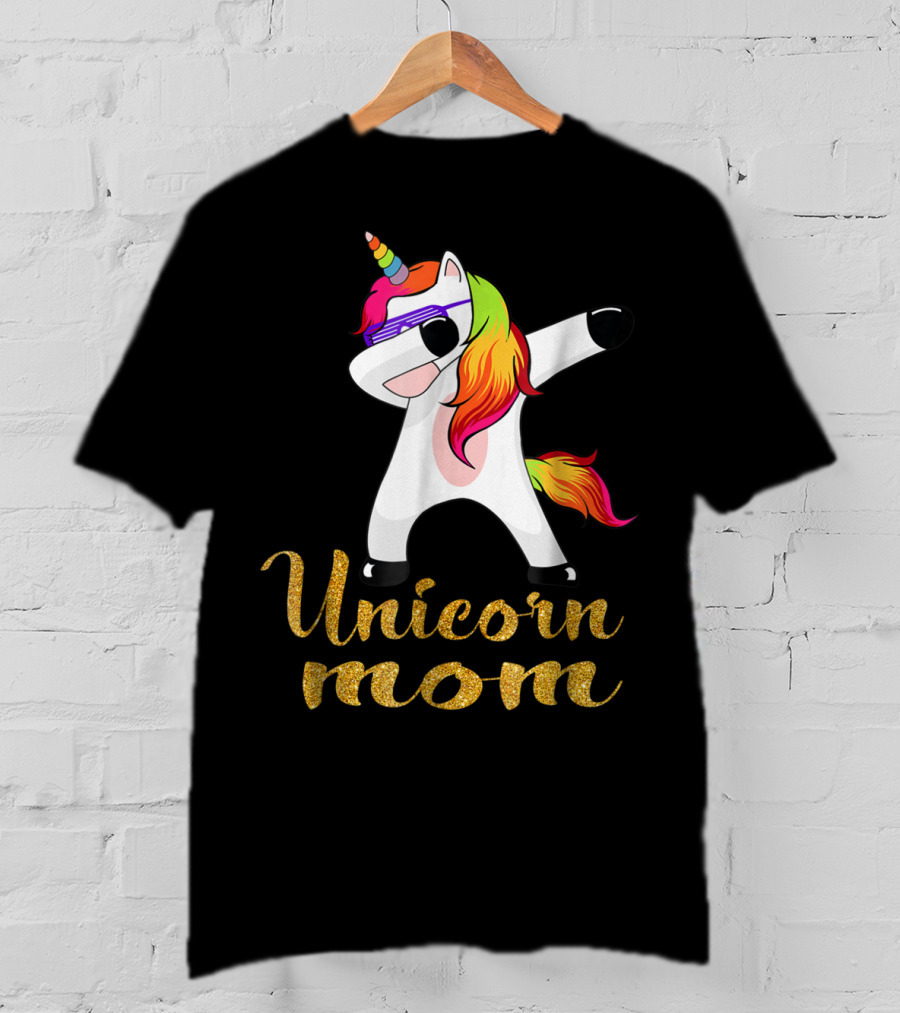 Unicorn Mom Glitter Text Rainbow Hair Dabbing Unicorn T-Shirt