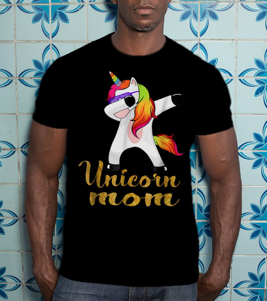 Unicorn Mom Glitter Text Rainbow Hair Dabbing Unicorn T-Shirt