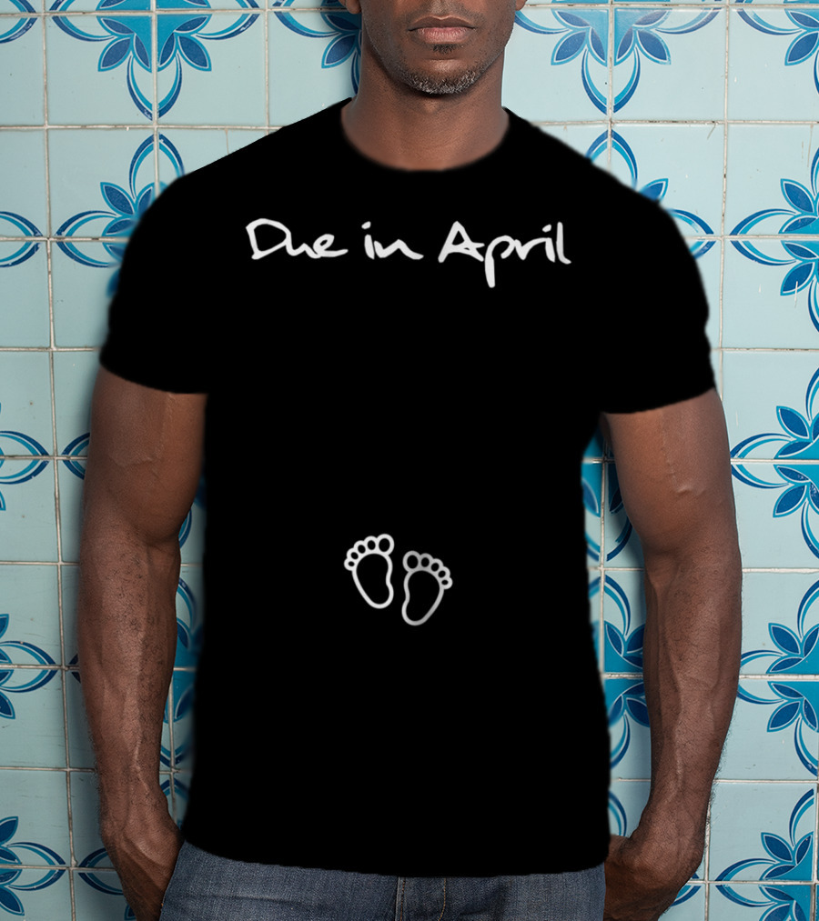 Due In April Pregnant Reveal Expectant Footprints T-Shirt