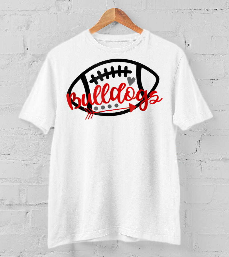 Bulldogs Football Mom Bulldog Mascot With Heart And Arrow T-Shirt