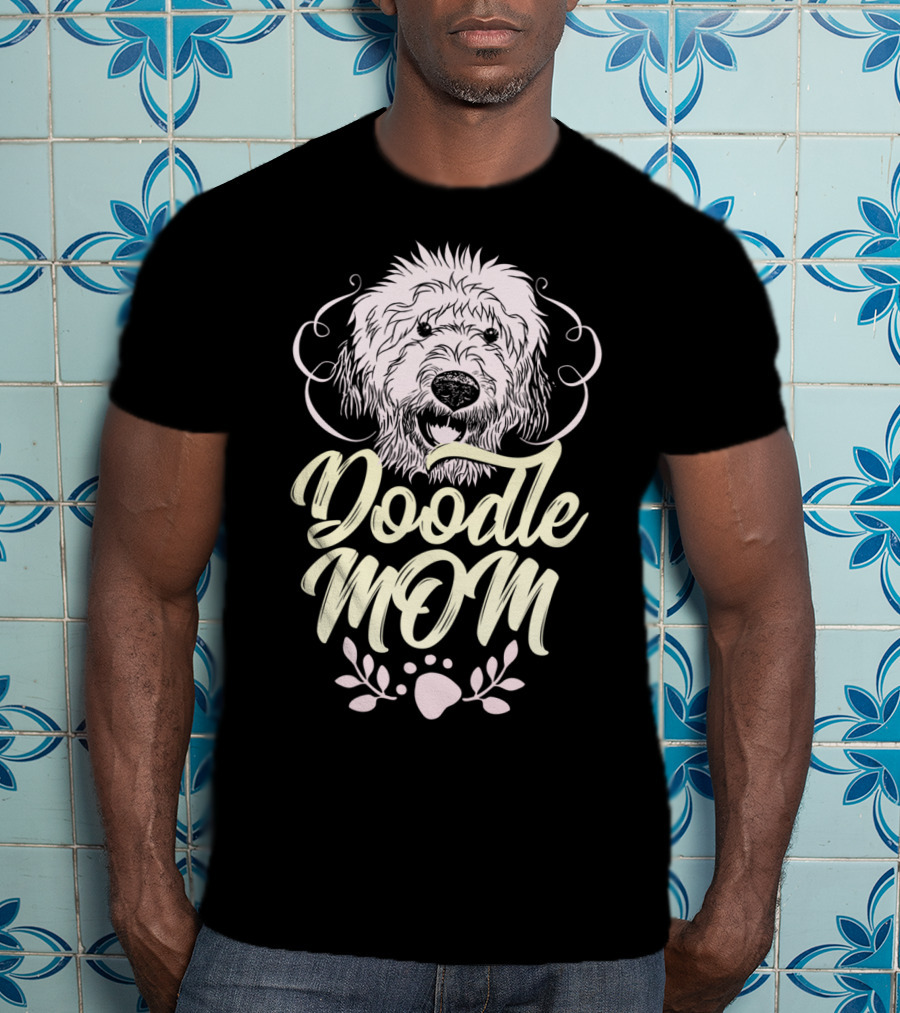 Doodle Mom Goldendoodle Labradoodle Paw Print Cute T-Shirt