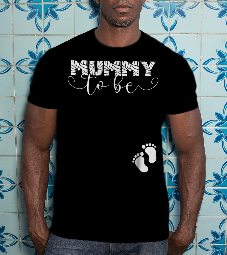 Mummy To Be Halloween Pregnancy Baby Footprints T-Shirt