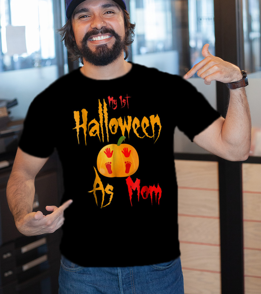 My 1st Halloween As Mom Pumpkin With Baby Footprints And Handprints T-Shirt