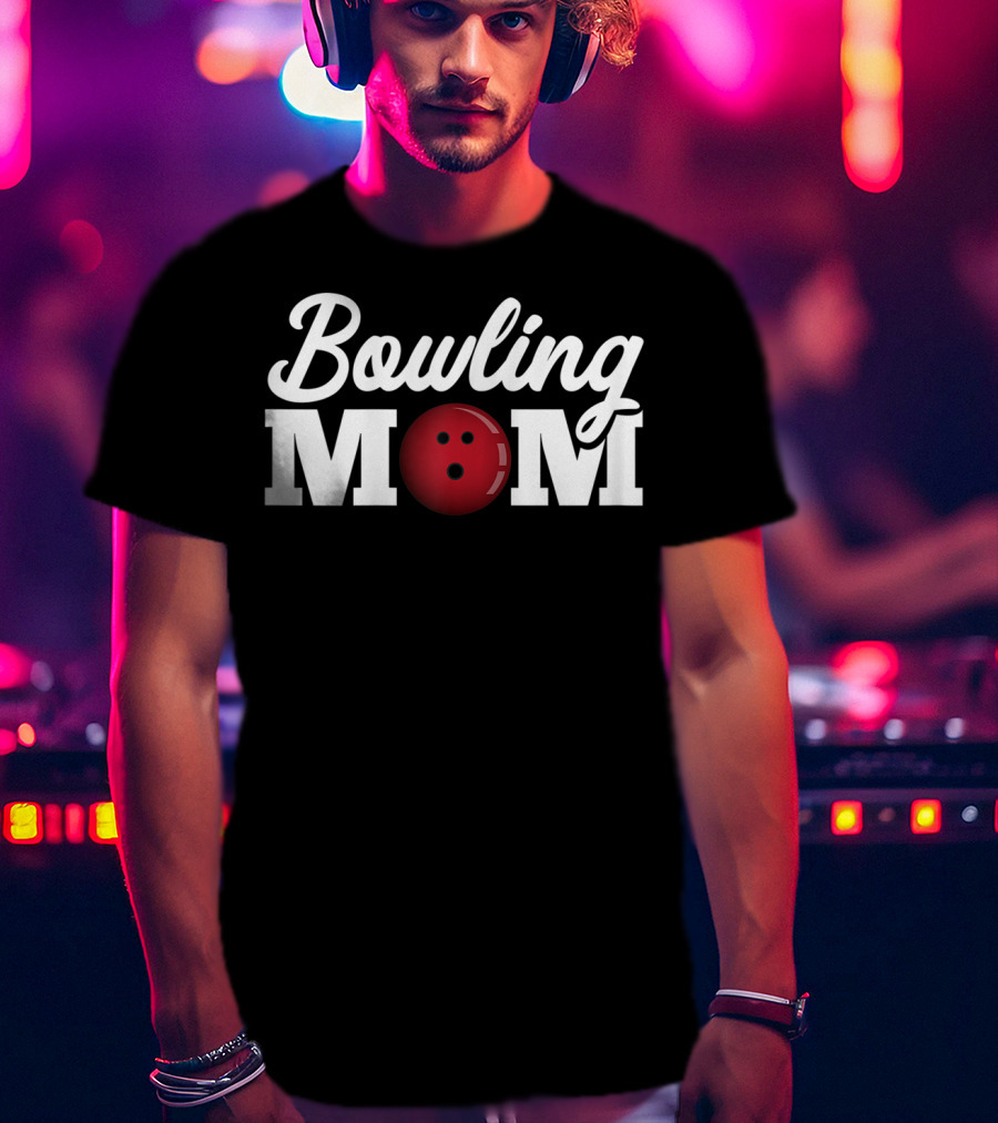 Bowling Mom With Red Bowling Ball Icon Striking Fun T-Shirt