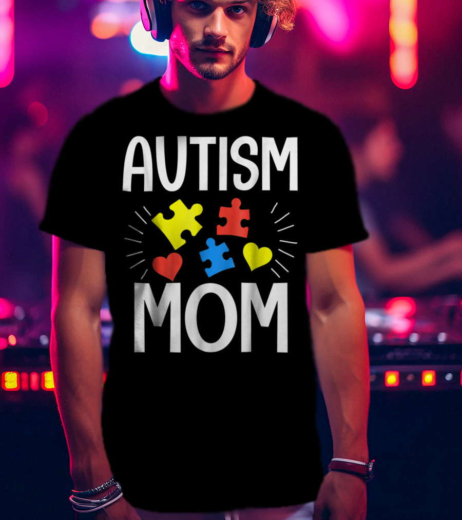 AUTISM MOM Puzzle Heart T-Shirt
