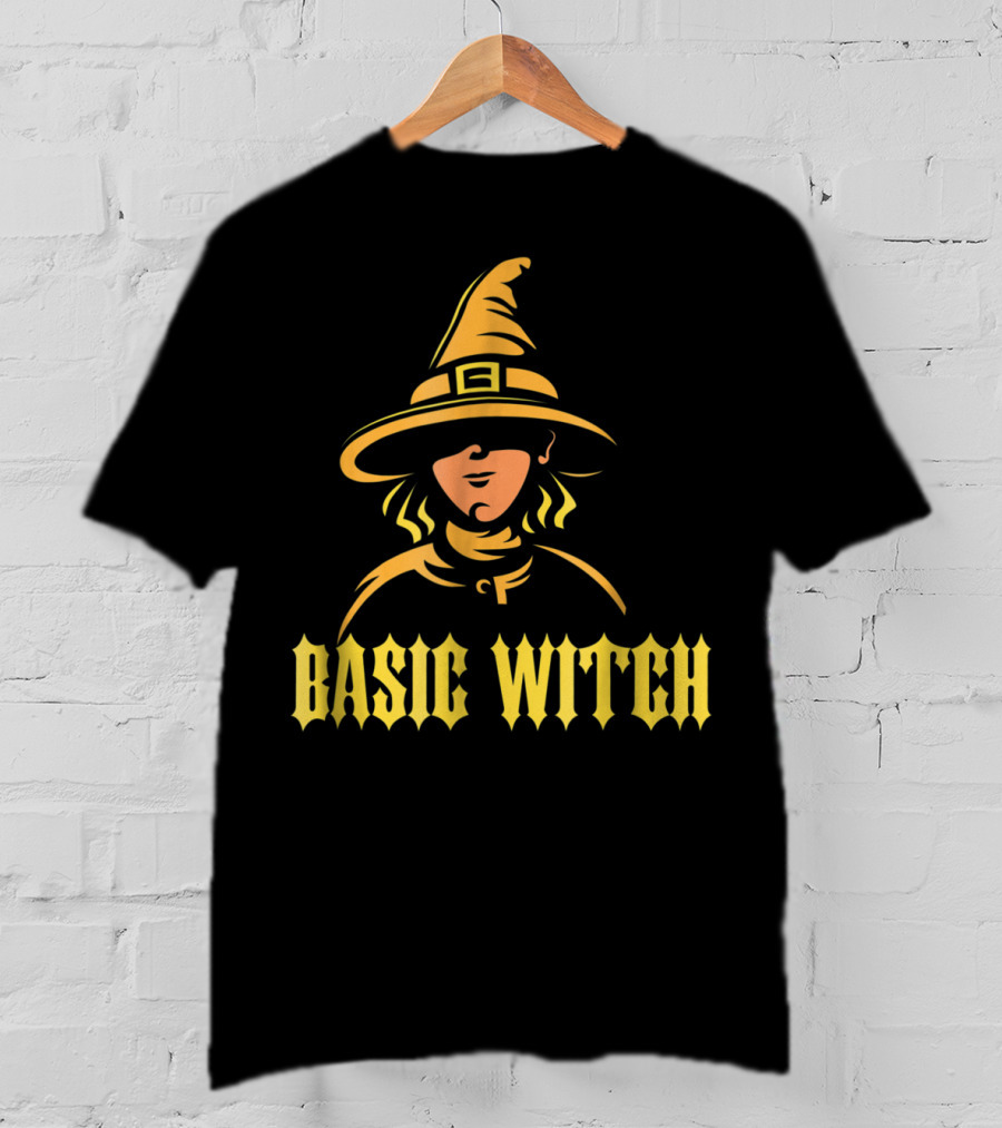 Basic Witch Hat Illustration Halloween T-Shirt