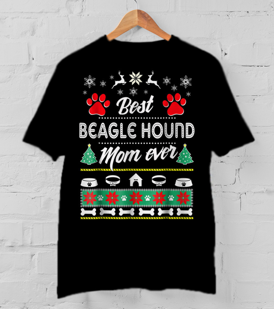 Best Beagle Hound Mom Ever Paw Trees Snowflakes And Bones T-Shirt