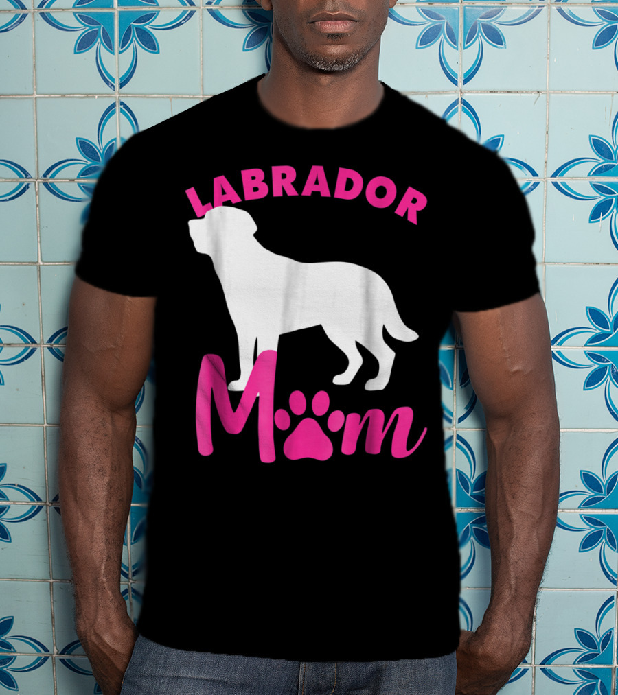 LABRADOR MOM T-Shirt