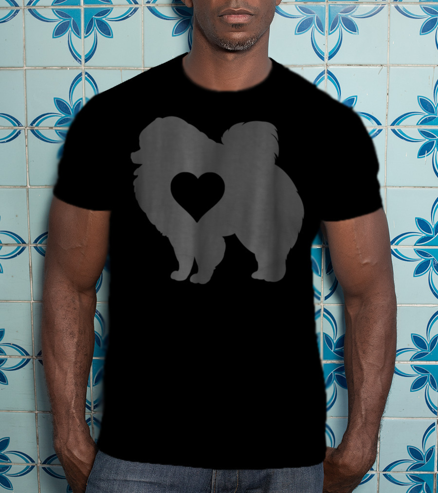 Pomeranian Love Heart Silhouette Dog Mom Idea T-Shirt