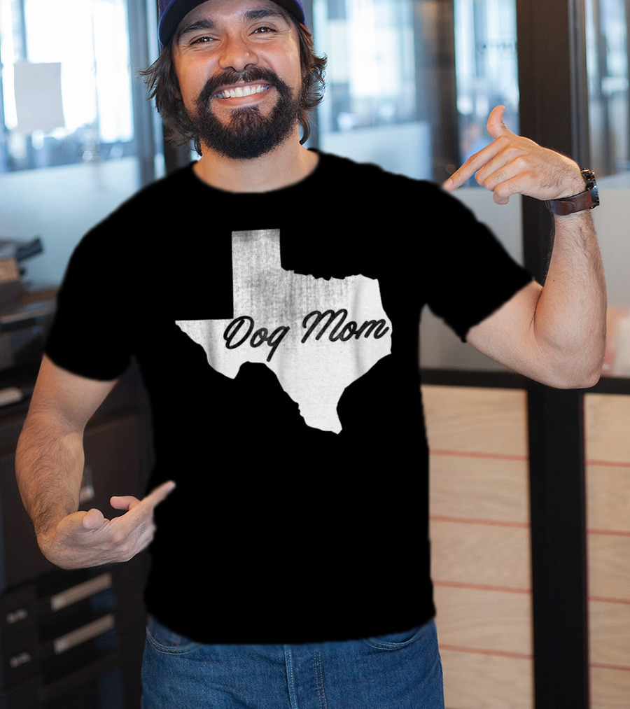 Texas State Dog Mom TX Lover Distressed Map T-Shirt