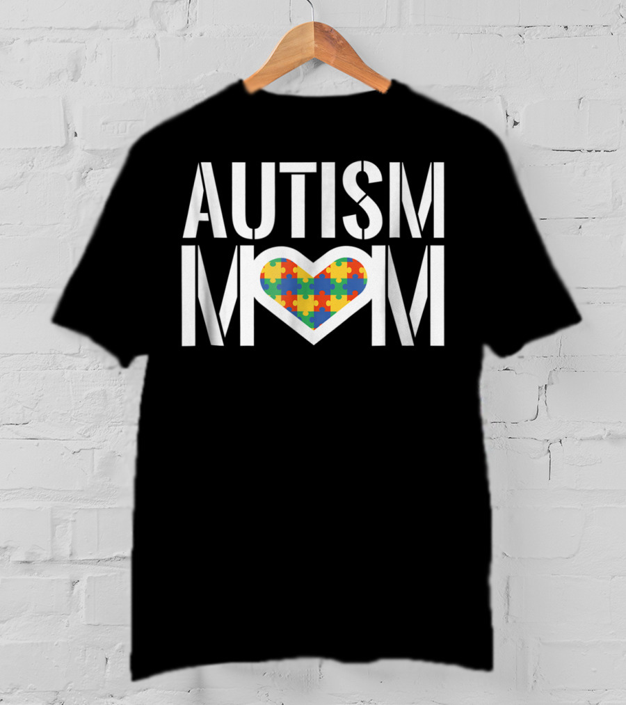 Autism Mom Heart With Colorful Puzzle Piece T-Shirt