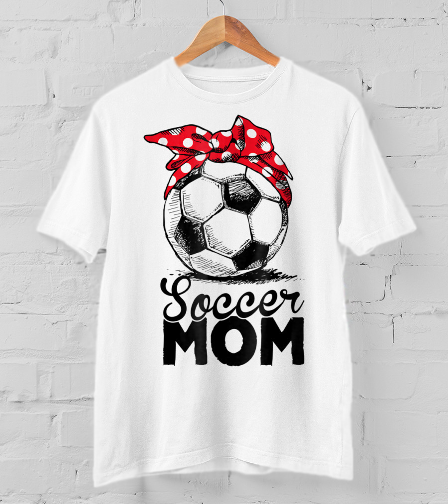 Funny Soccer Mom Polka Dot Bandana Vintage Soccer Fan Player17 T-Shirt