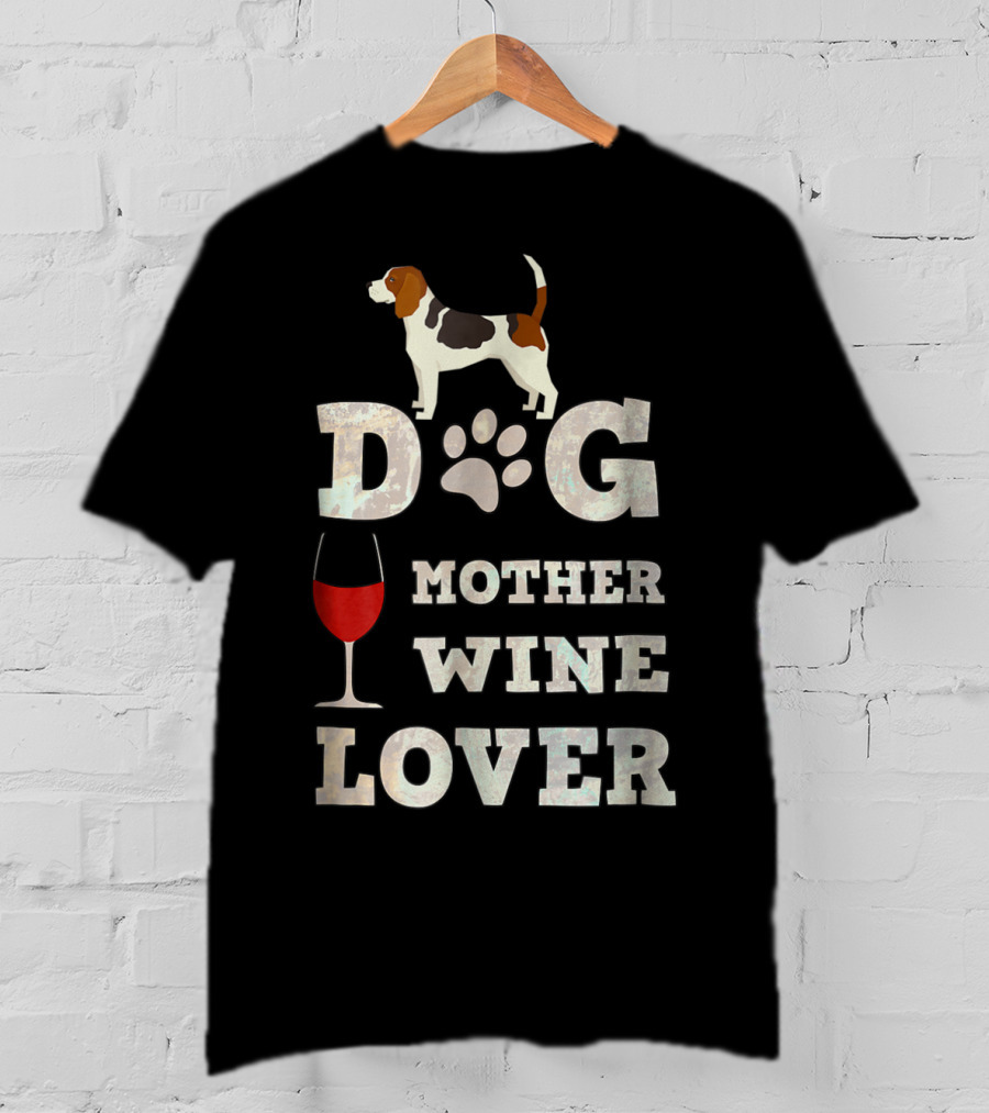 Dog Lover Mother Wine Enthusiast With Basset Hound And Paw Prints T-Shirt