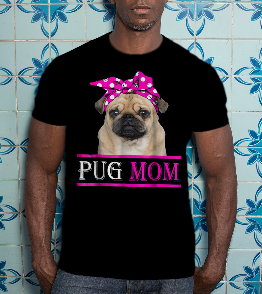 Pug Mom Cute Dog With Pink Polka Dot Bow T-Shirt