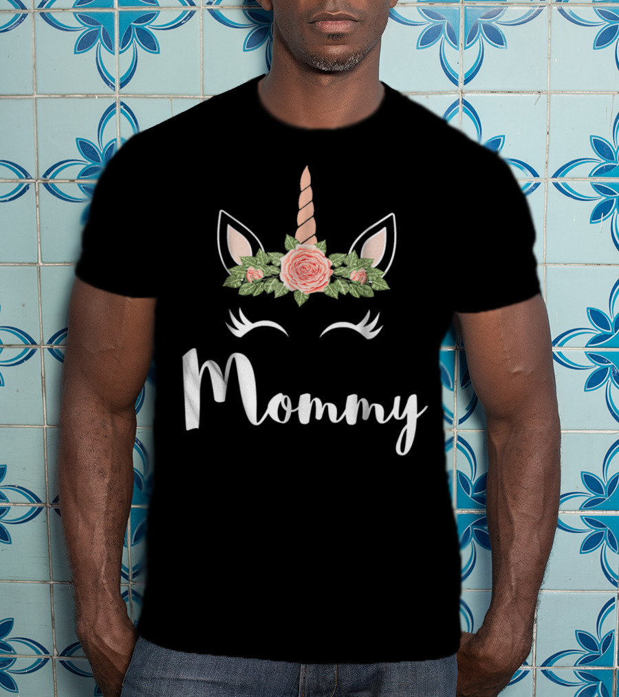 Mommy Cute Unicorn Face Mommy Flower Crown T-Shirt