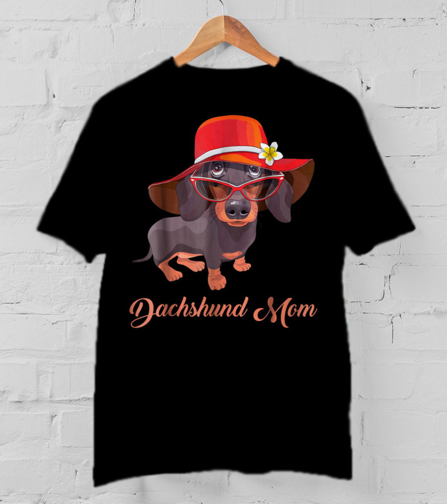 Dachshund Mom Mom Of Dachshund Dogs Pet Puppies With Red Hat And Glasses T-Shirt
