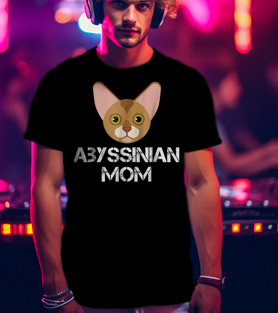 Abyssinian Mom Cat Face T-Shirt