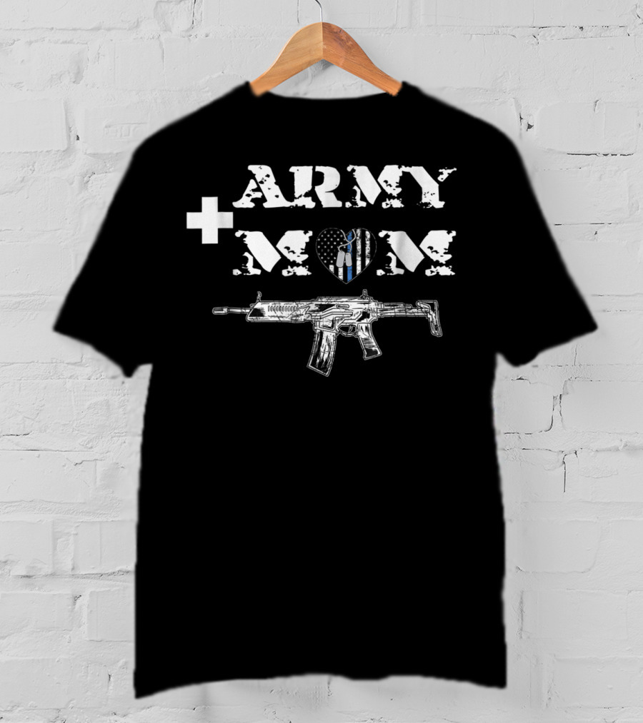 ARMY MOM Proud Dog Tag Heart Rifle T-Shirt