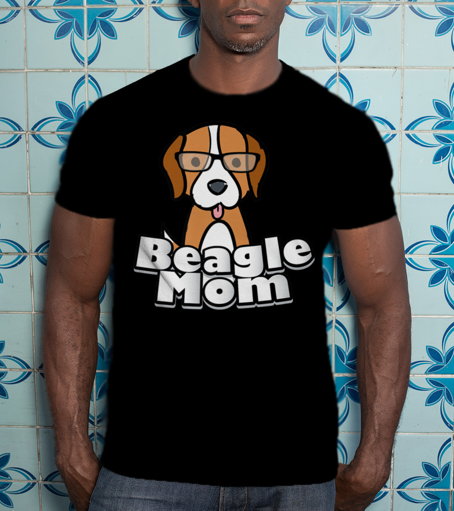 Beagle Mom Cute Dog With Glasses T-Shirt