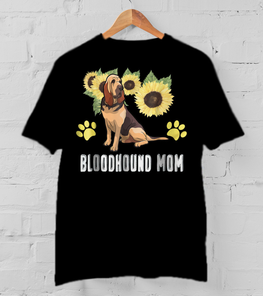 Bloodhound Mom Sunflower Paws T-Shirt