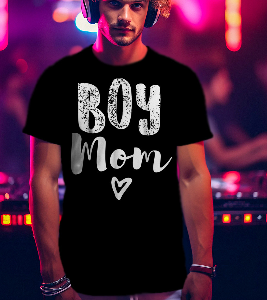 Boy Mom Heart Tshirt23Boy T-Shirt