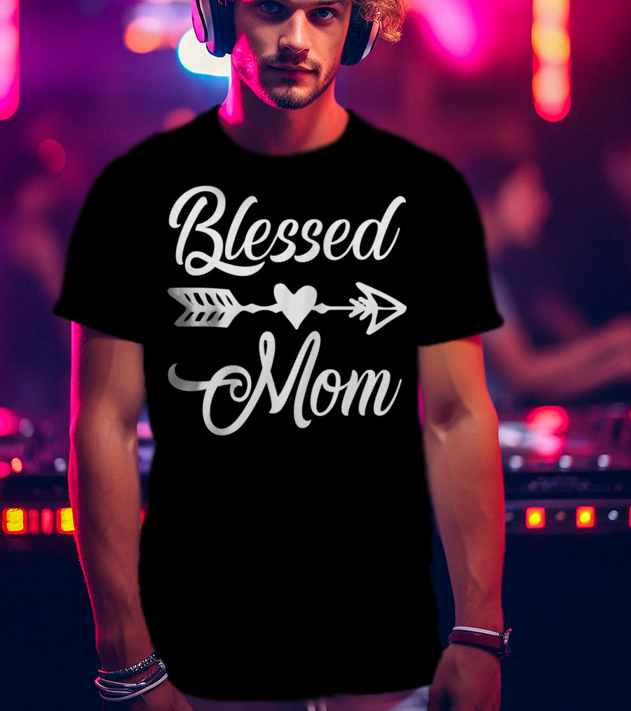 Blessed Mom Heart Arrow Design Thanksgiving24 T-Shirt