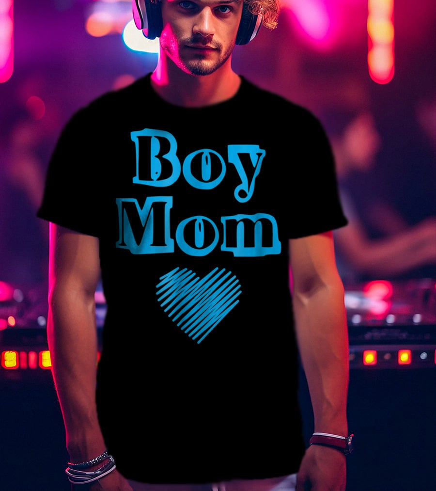 Boy Mom Heart Perfect New Mom Of Boys T-Shirt