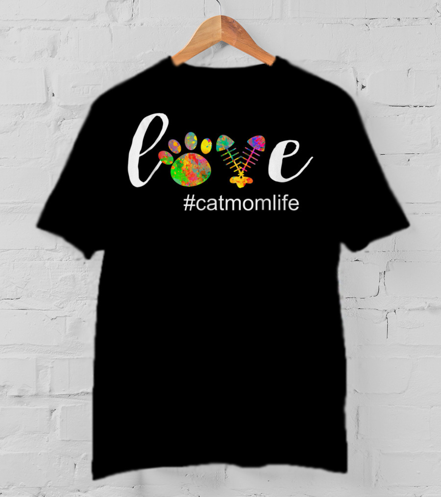 Love Paw Print Fishbone #CatMomLife T-Shirt