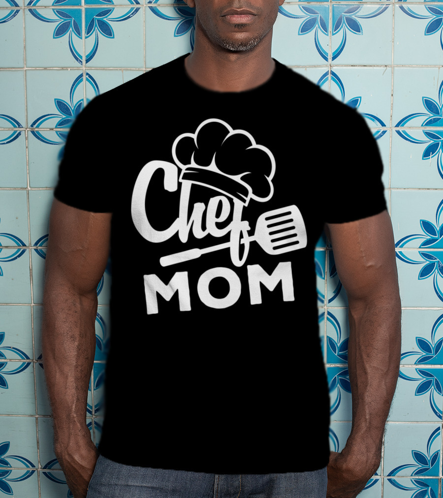 Chef Mom Cooking Hat And Spatula T-Shirt