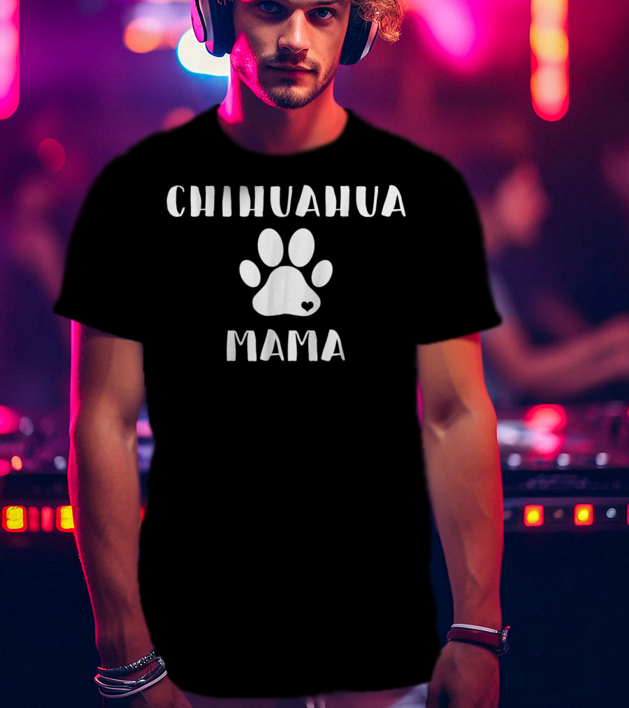 Chihuahua Mama Paw Heart T-Shirt