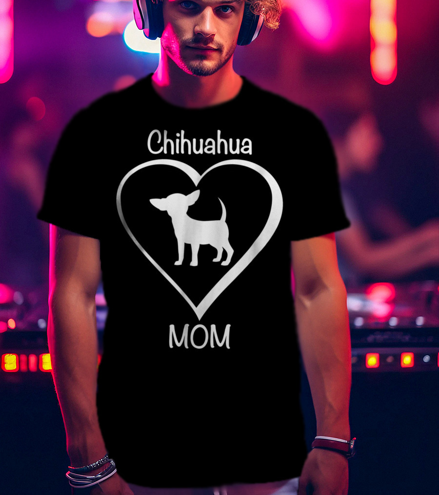 Chihuahua Mom Heart Silhouette Love T-Shirt