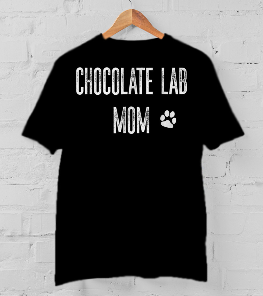 CHOCOLATE LAB MOM Paw Prints T-Shirt