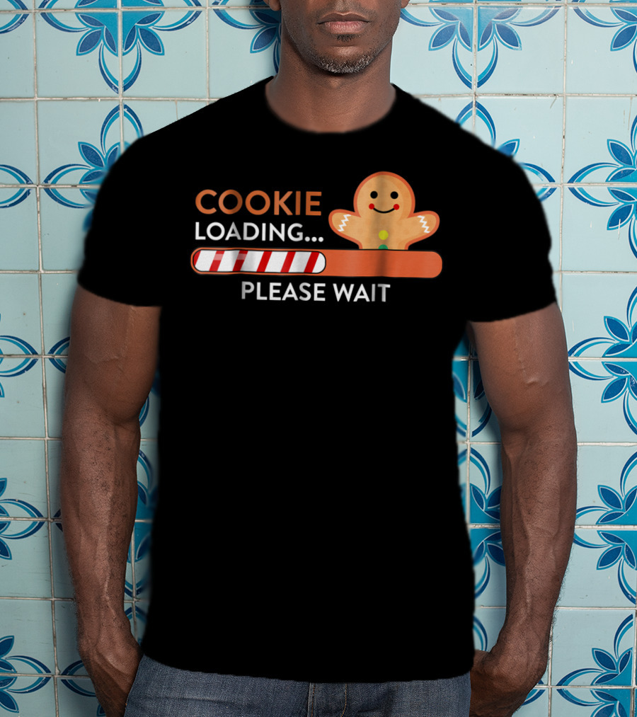 Cookie Loading Please Wait Christmas Funny Pregnant Mom Gingerbread Holiday T-Shirt