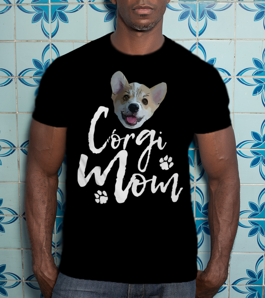 Corgi Mom Cute Dog Face With Paw Print Accents T-Shirt