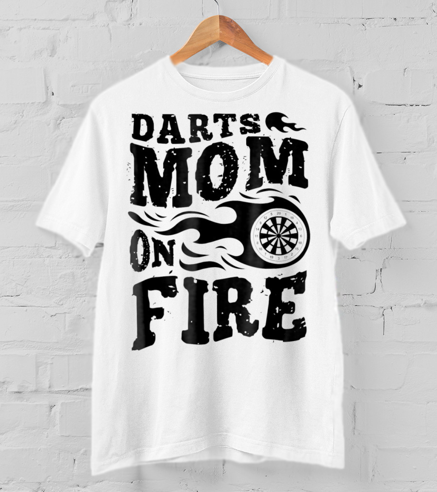 Darts Mom On Fire Ladies Sport Fan Dartboard Flame T-Shirt