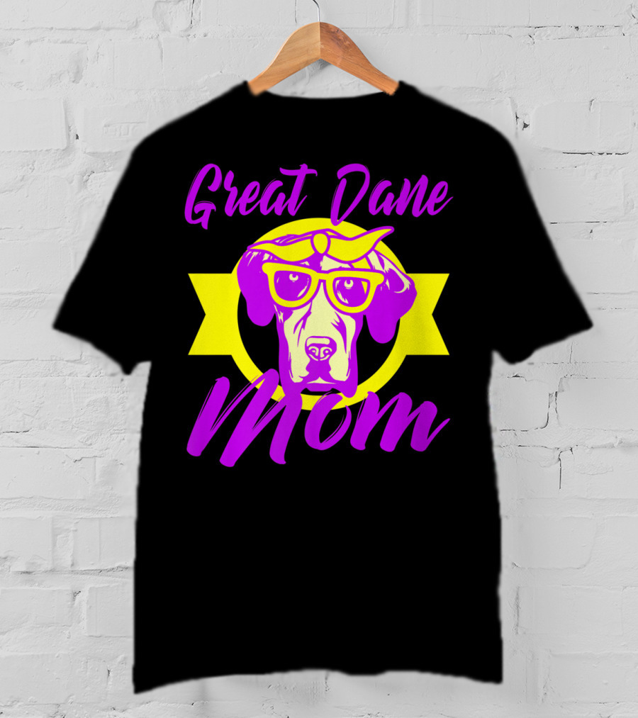 Great Dane Mom Women Puppy T-Shirt