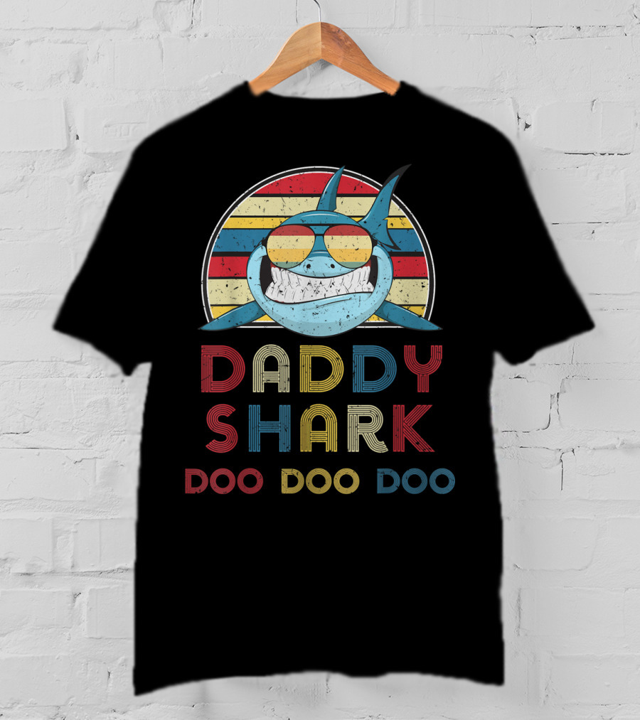 Daddy Shark Doo Doo Doo Retro Vintage Stripes T-Shirt