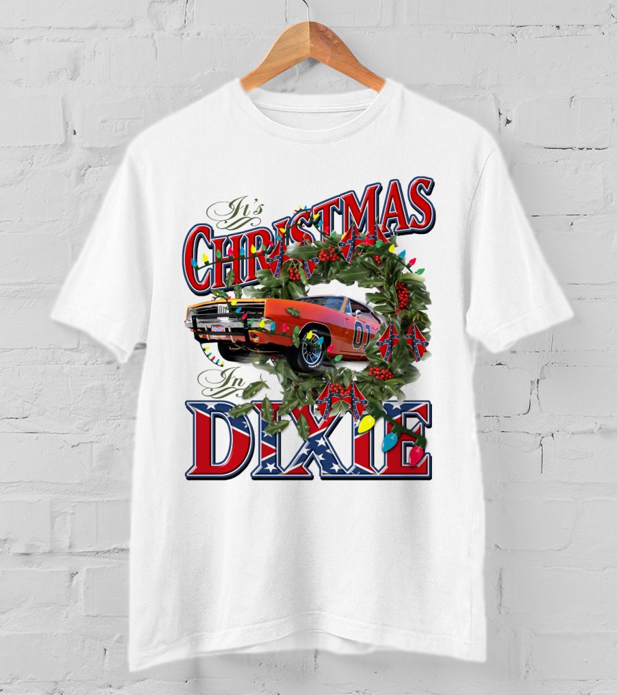 It's Christmas In Dixie 01 General Lee Car Wreath Lights T-Shirt