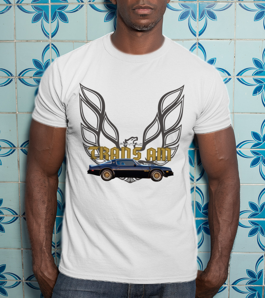 Pontiac Trans Am Smokey And The Bandit Car With Iconic Firebird Wings T-Shirt
