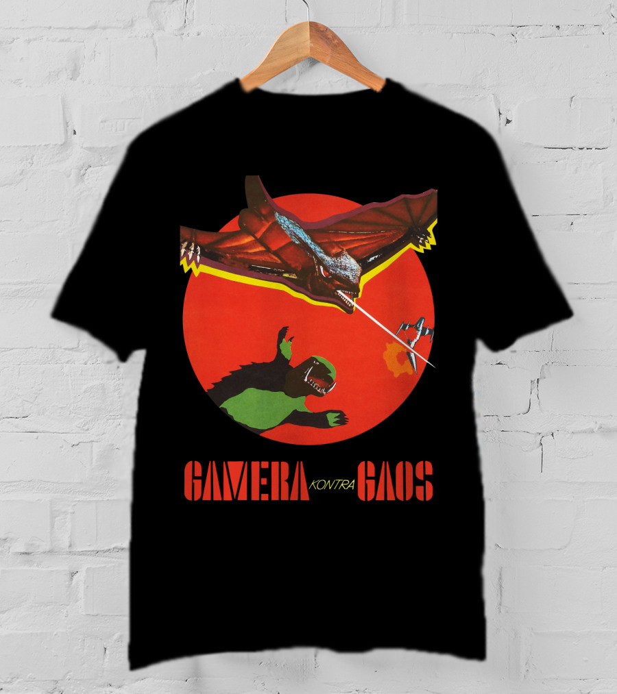 Gamera Kontra Gaos Retro Monster Battle Scene T-Shirt