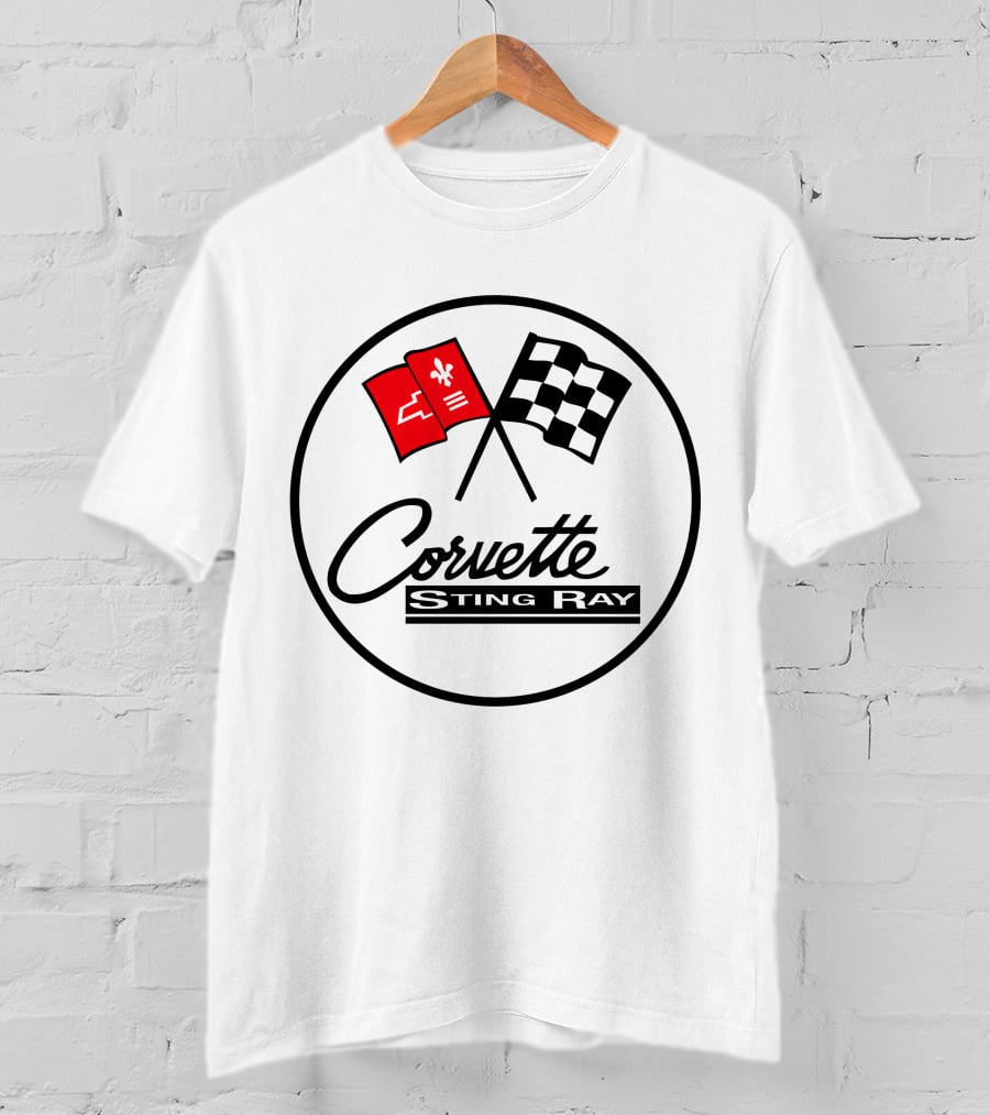 Corvette Sting Ray Emblem With Racing Flags T-Shirt