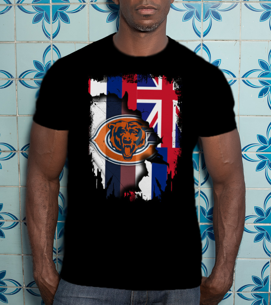 Chicago Bears Logo With Hawaiian Flag Background T-Shirt