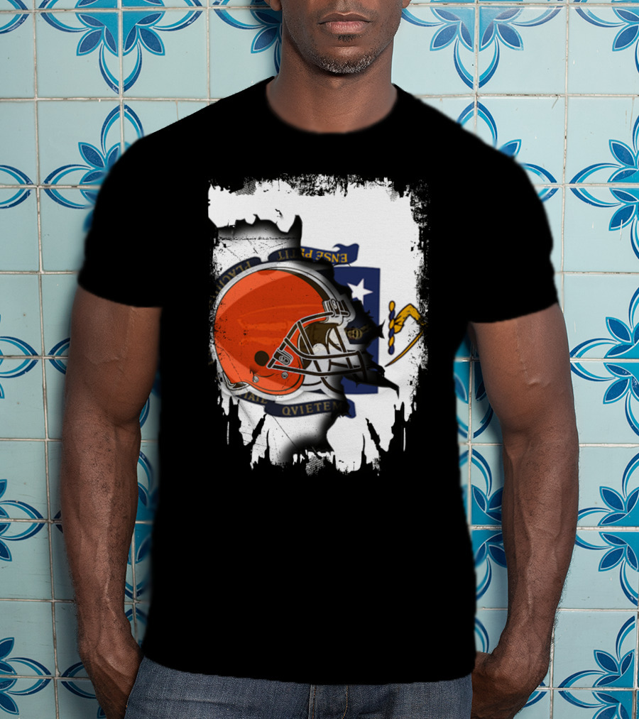 Massachusetts Unites With Cleveland Browns Helmet And State Flag T-Shirt