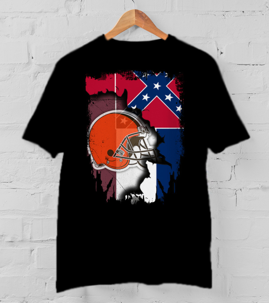 Cleveland Browns Helmet With Mississippi Flag Background T-Shirt