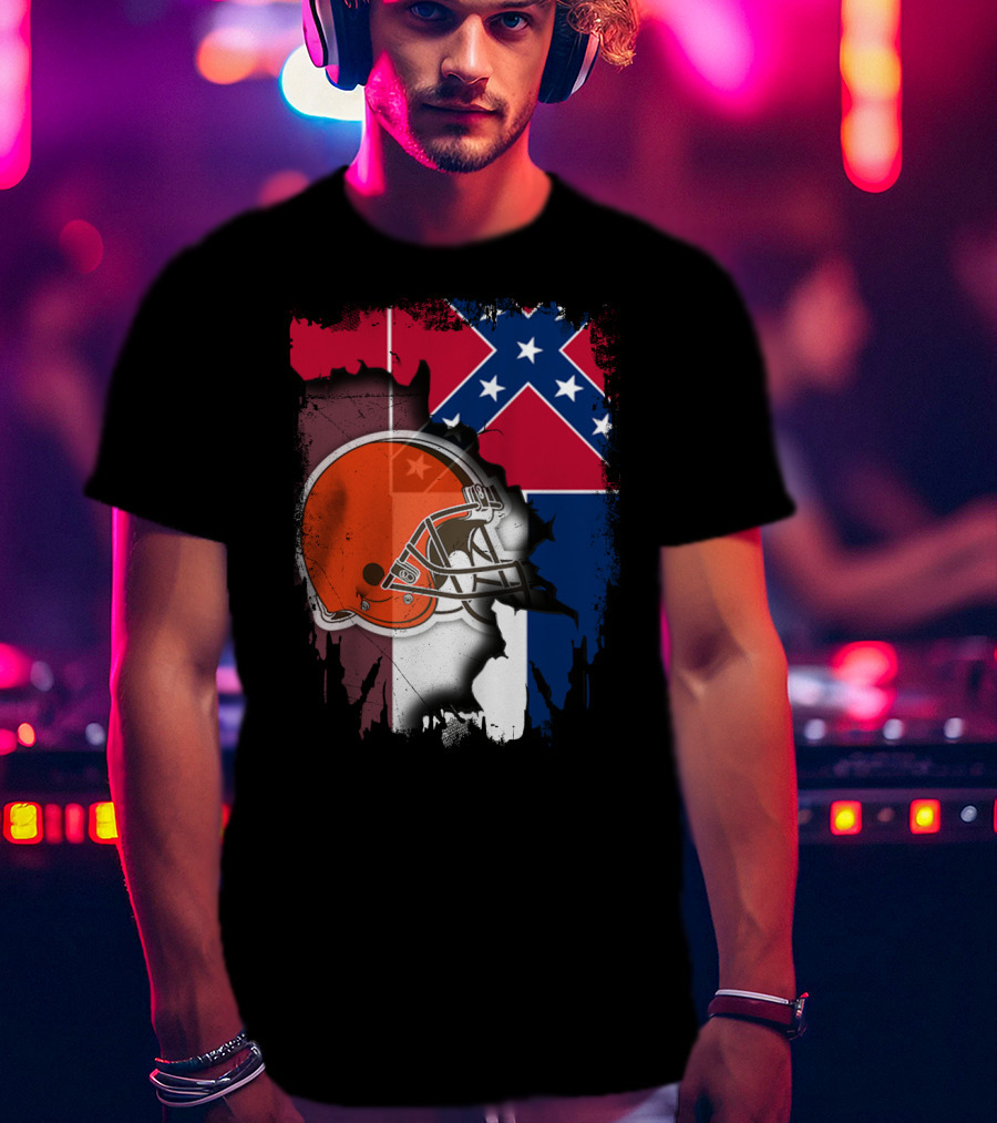 Cleveland Browns Helmet With Mississippi Flag Background T-Shirt