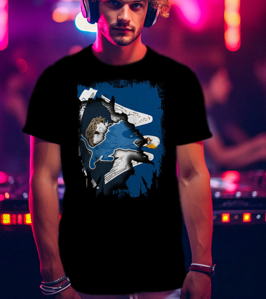 Lions And Eagles Blend With Creative Art Elements T-Shirt