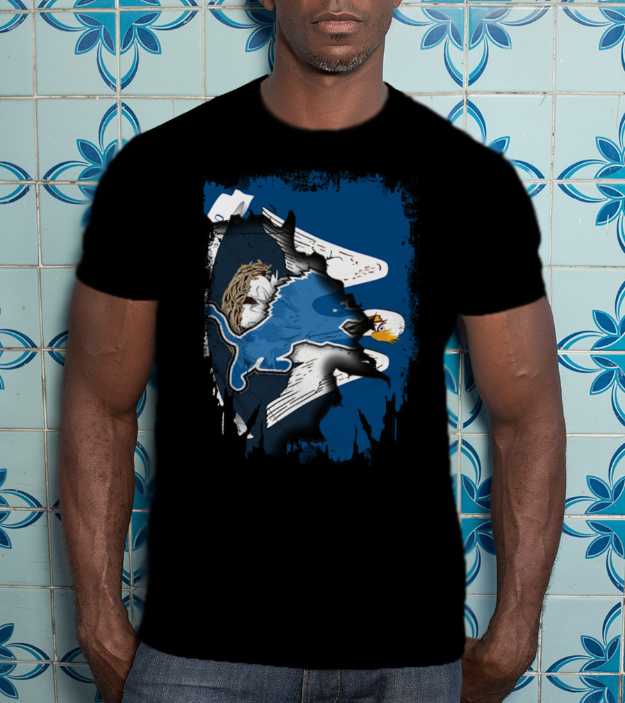 Lions And Eagles Blend With Creative Art Elements T-Shirt